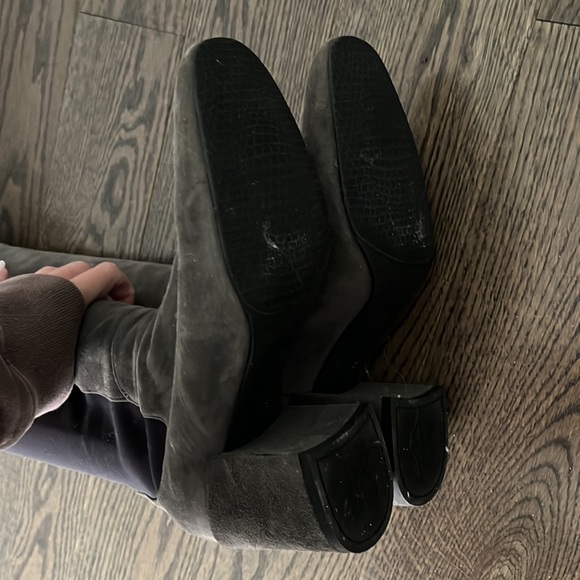 Stuart Weitzman grey boots - Picture 3 of 5